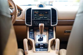 Porsche Cayenne Turbo 2011