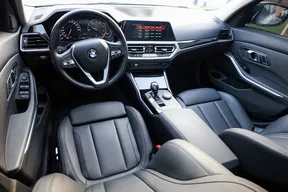 BMW 3 Series 320 2020