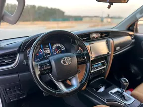 Toyota Fortuner 2022