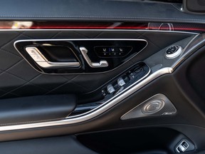 Mercedes-Benz S-Class 500 L 2023