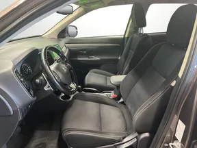 Mitsubishi Outlander / Airtek 2016
