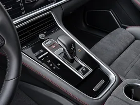 Porsche Panamera GTS 2022