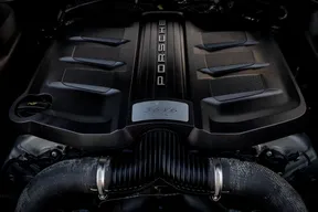 Porsche Cayenne GTS 2016