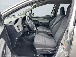 Toyota Yaris 2016