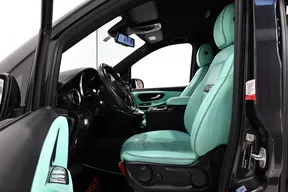 Mercedes-Benz V-Class 250 2023