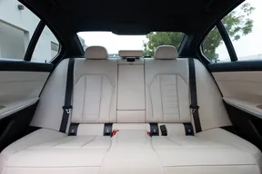 BMW 3 Series 330 2019