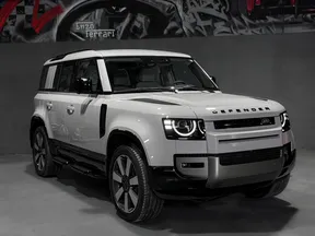 Land Rover Defender 110 2026