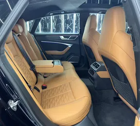 Audi RS7 2021