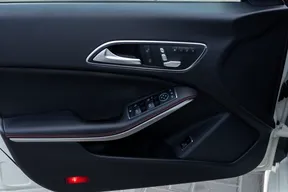 Mercedes-Benz CLA 250 2017