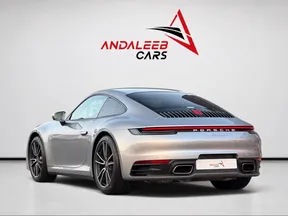 Porsche 911 Carrera 4 2024