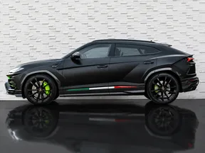 Lamborghini Urus 2021