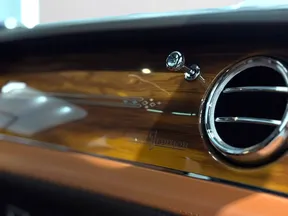 Bentley Bentayga 2023