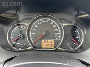 Toyota Yaris 2016