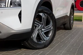 Hyundai Santa Fe 2023