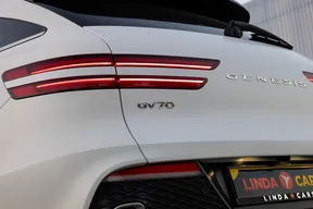Genesis GV70 2023