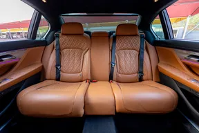 BMW 7 Series 740L 2021