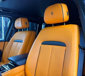 Rolls-Royce Cullinan Black Badge 2021