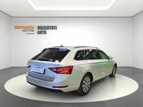 Škoda Superb Combi 2021