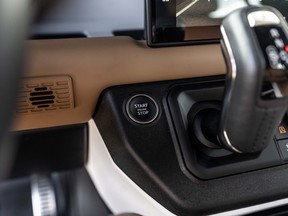 Land Rover Defender 110 2025