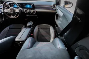 Mercedes-Benz A-Class 200 2021