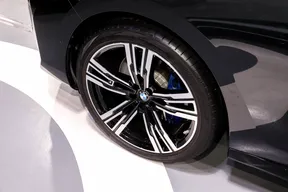 BMW 7 Series 735 2026