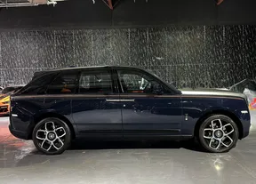 Rolls-Royce Cullinan Black Badge 2021