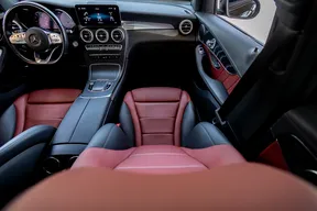 Mercedes-Benz GLC 300 2023