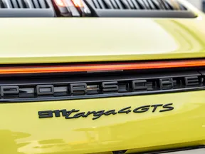 Porsche 911 Targa 4 GTS 2025