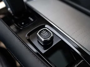Volvo XC90 B5 2023
