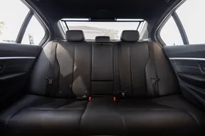 BMW 3 Series 318 2018