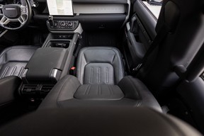 Land Rover Defender 110 2022