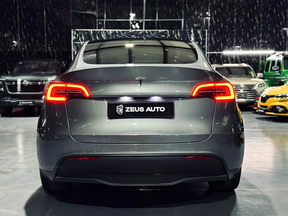 Tesla Model Y Performance 2024