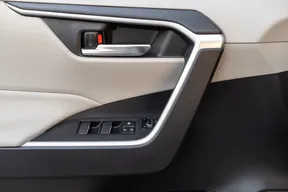 Toyota RAV4 2025