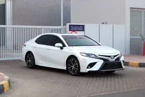 Toyota Camry 2020