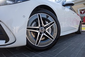 Mercedes-Benz C-Class 200 2025