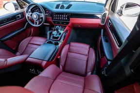 Porsche Cayenne 2023