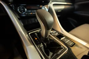 Mitsubishi Eclipse Cross 2024