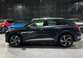 Audi Q4 e-tron 2024