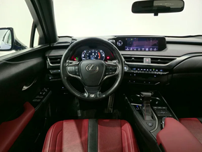 Lexus UX 200 2019