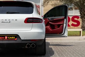 Porsche Macan S 2015