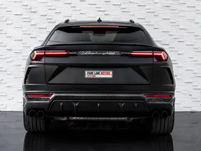 Lamborghini Urus 2021