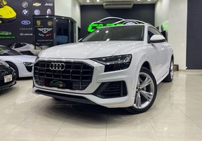 Audi Q8 2023
