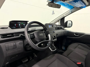 Hyundai Staria 2025