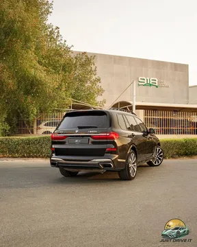 BMW X7 50 2022