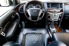 Infiniti QX80 2020