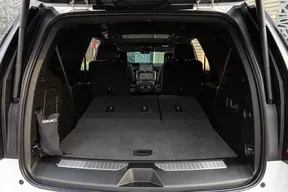 GMC Yukon XL 2500 2025