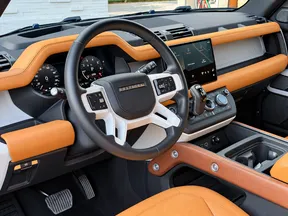 Land Rover Defender 90 2024