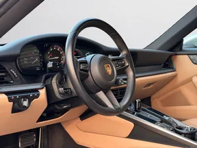 Porsche 911 Carrera 4 2024