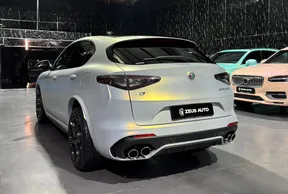 Alfa Romeo Stelvio Quadrifoglio 2024