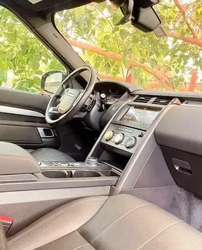 Land Rover Discovery 2020